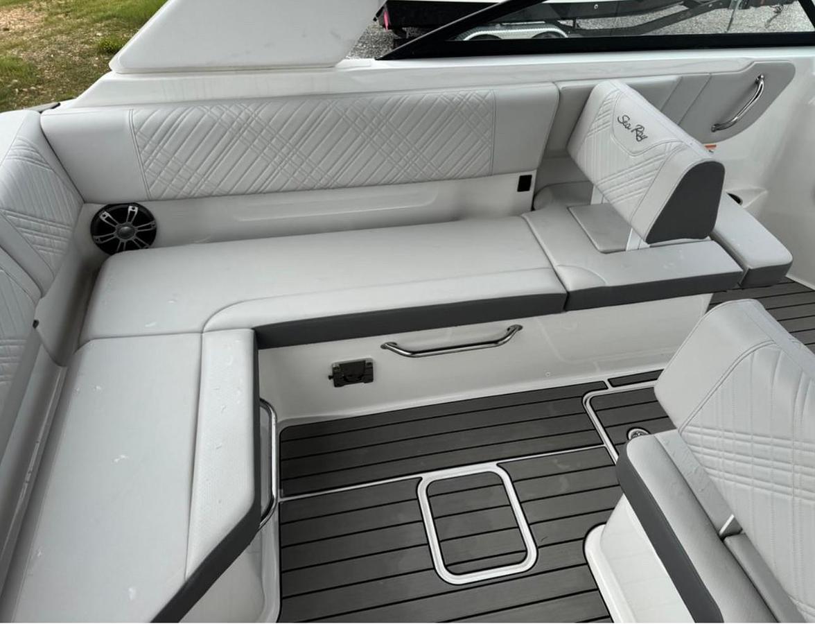 2025 Sea Ray SDX 250 Surf