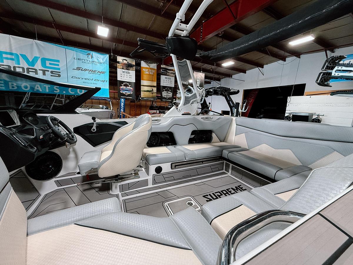 Used 2022 Supreme ZS232