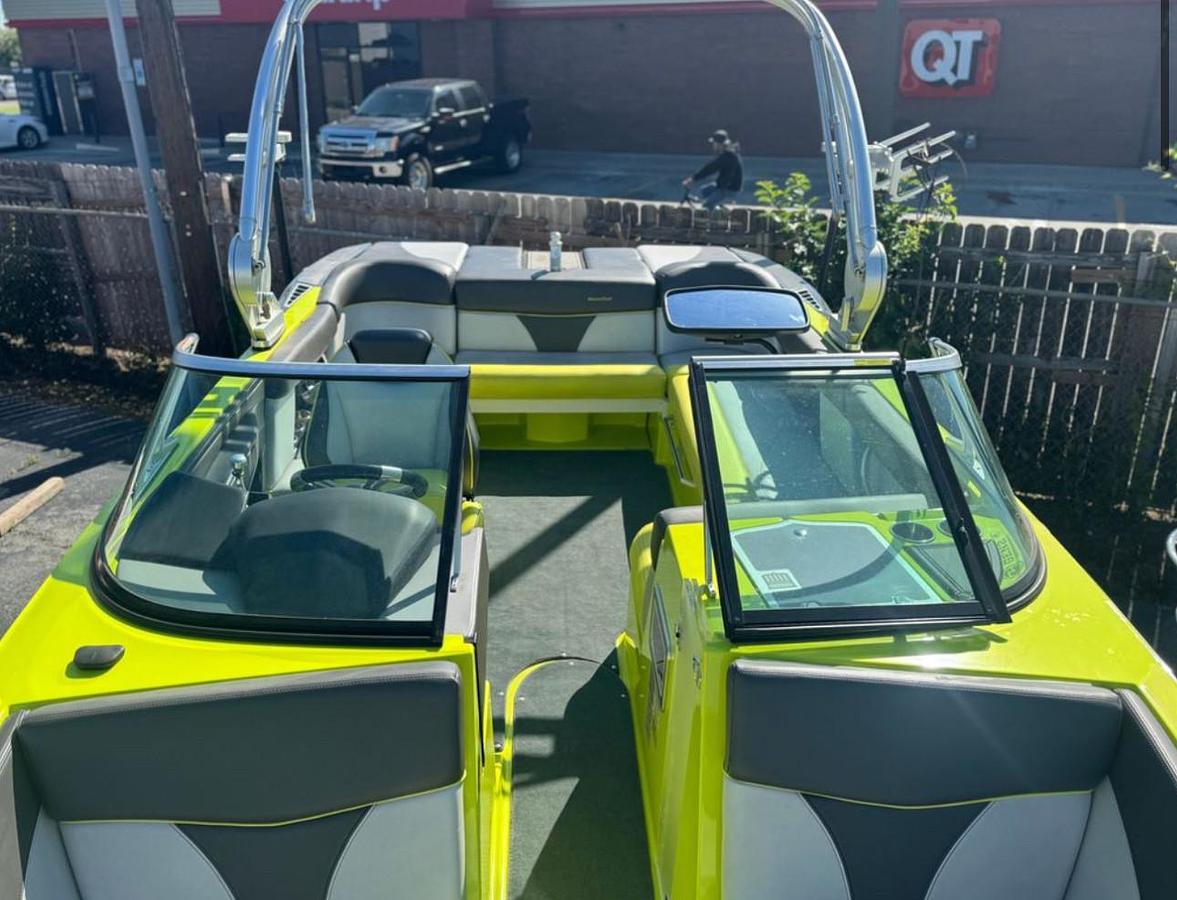 Used 2018 MasterCraft XT22