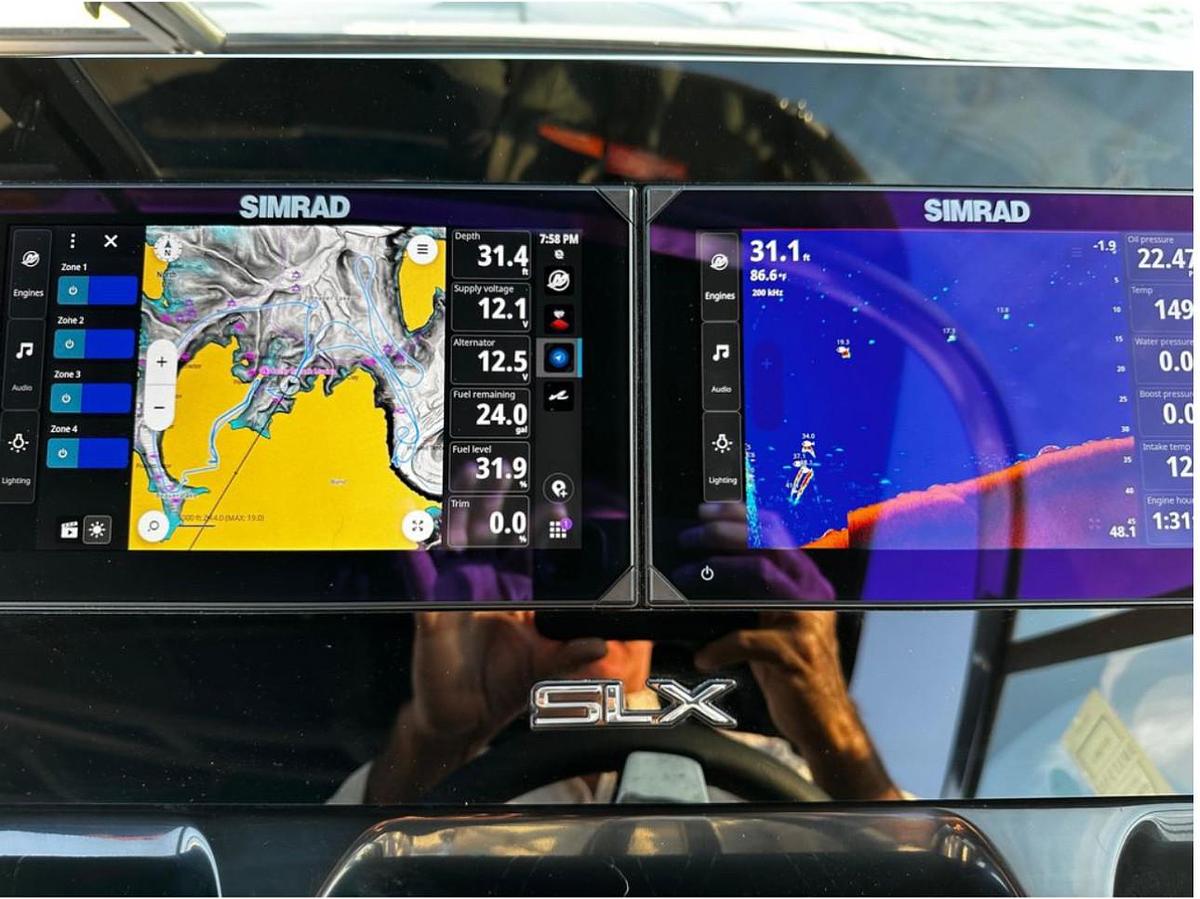 2025 Sea Ray SLX 260