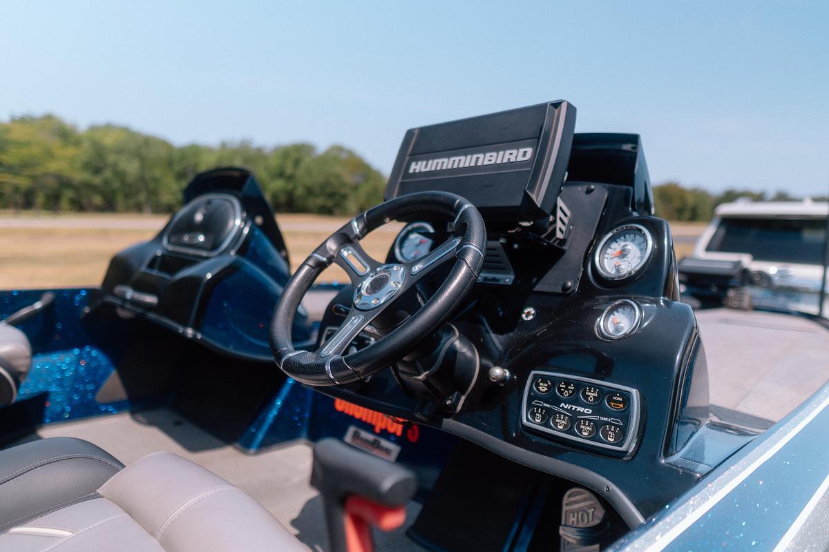 Used 2019 Nitro Z20 Dual console Pro Caster