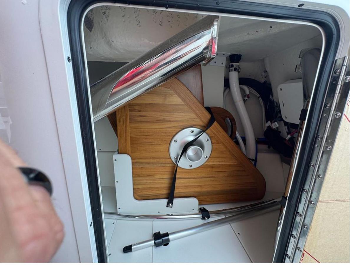 2025 Sea Ray SDX 250 Surf