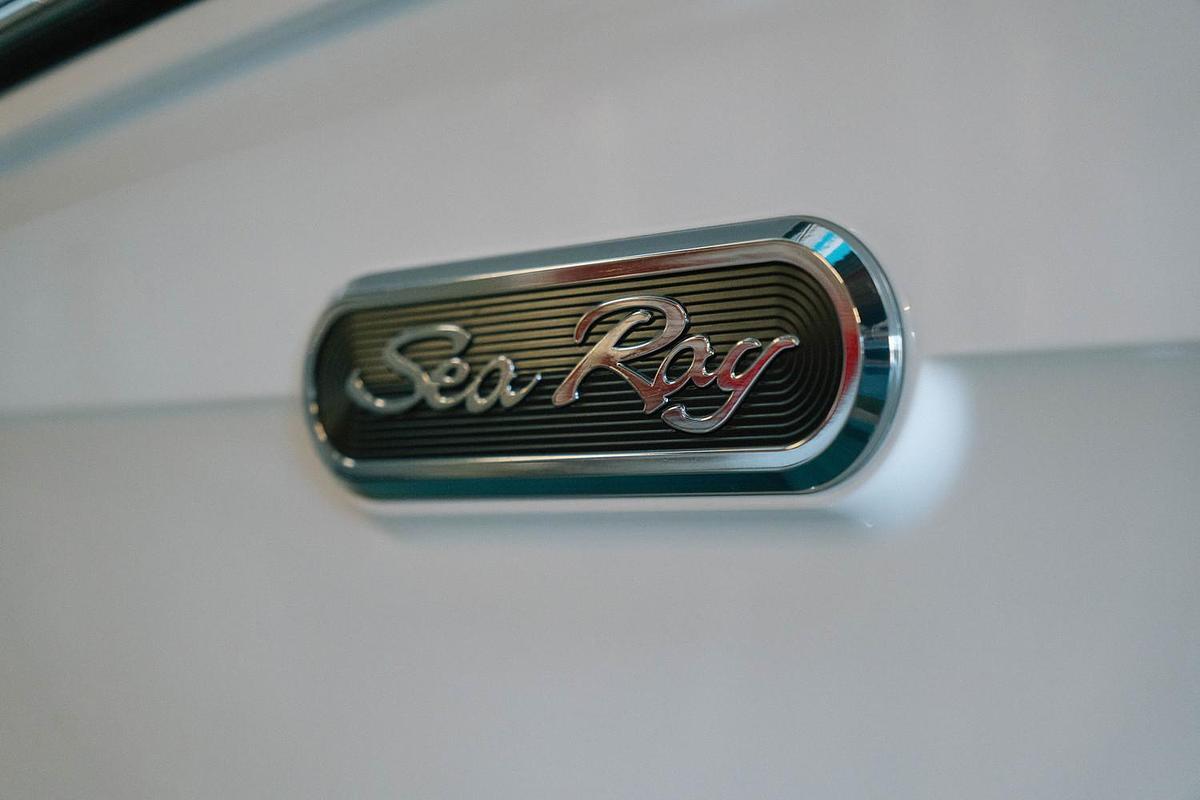 2025 Sea Ray SPX 210 OB