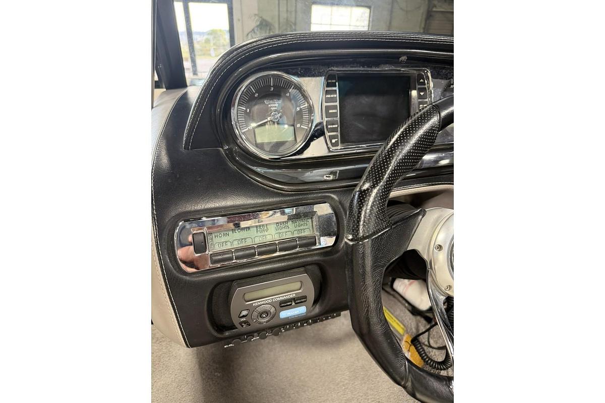 Used 2009 Malibu Wakesetter VLX