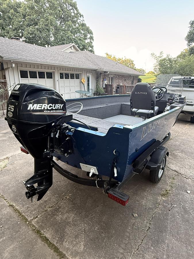 Used Light weight fishing rig!