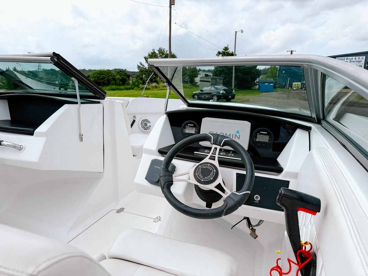 Used 2022 Four Winns H1
