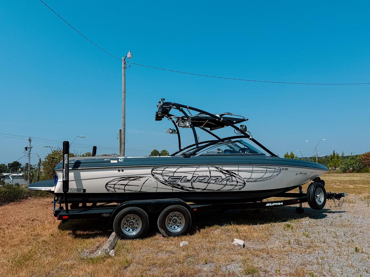Used 2010 Supra  LAUNCH 22v