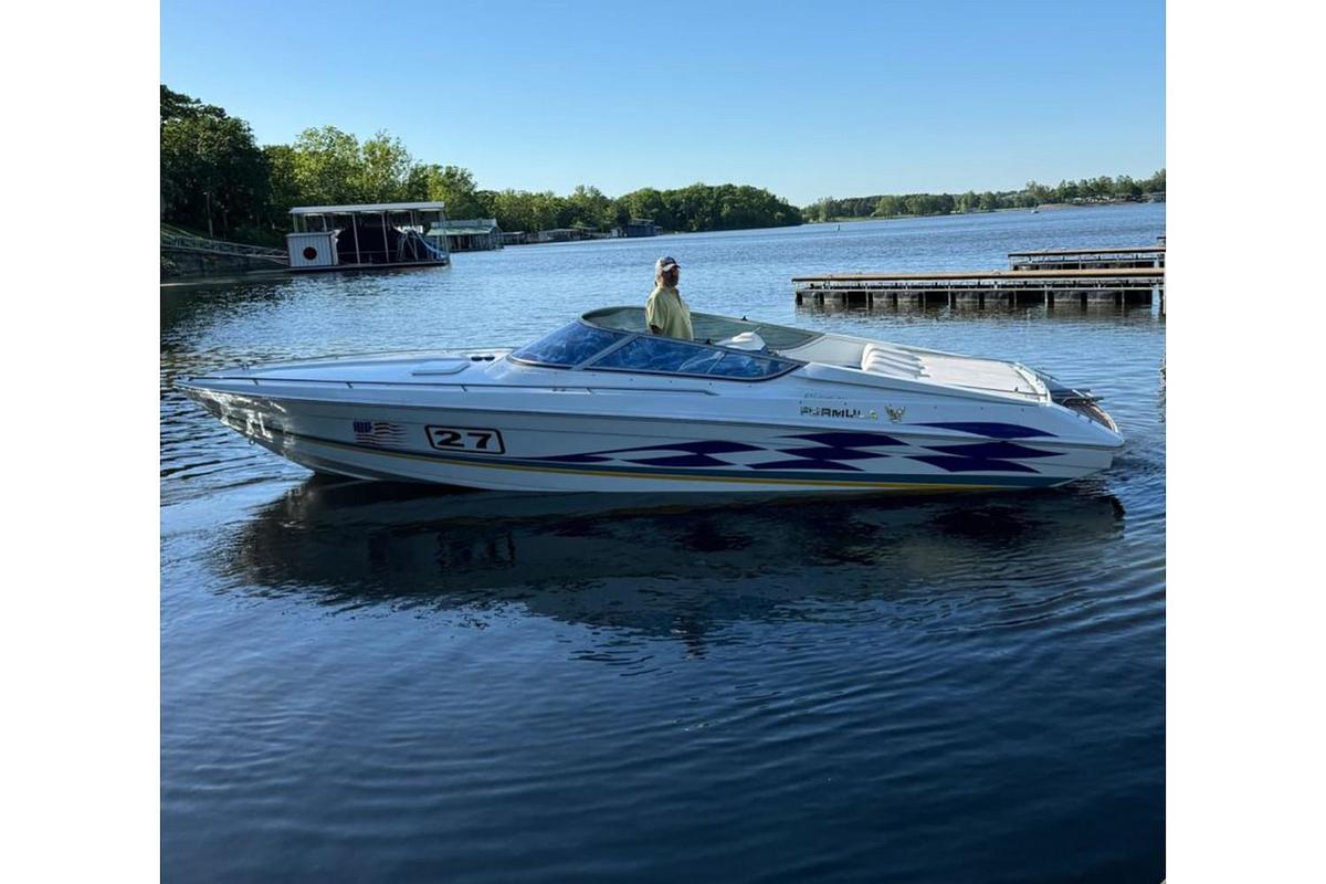 Used 2000 Formula 271 FASTech