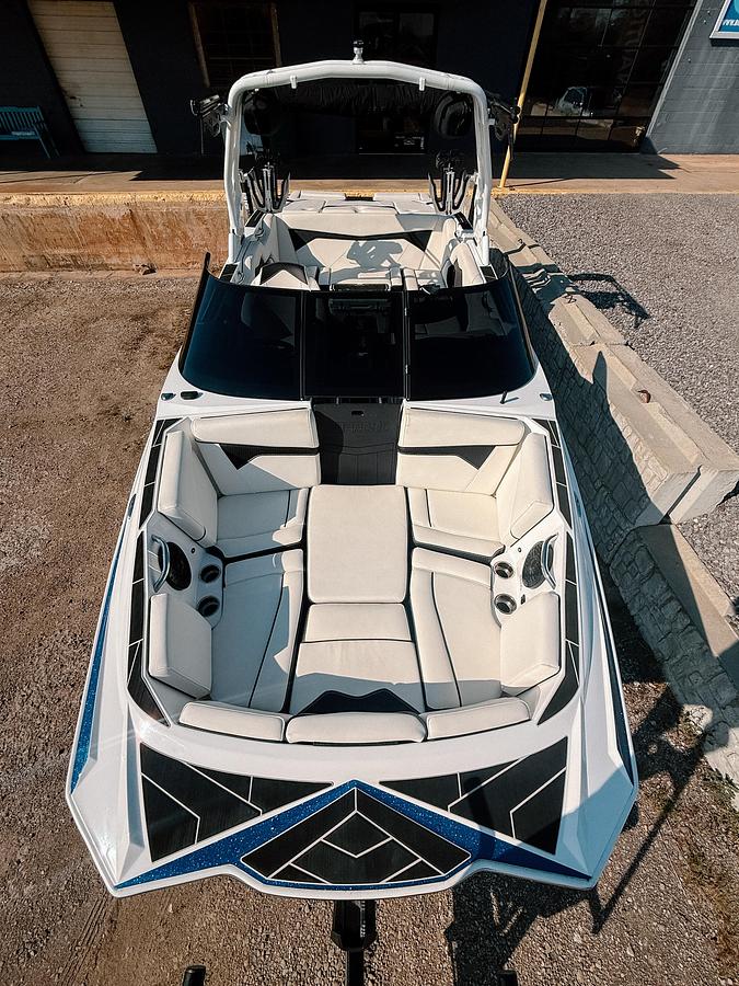 Used 2022 Supreme ZS232