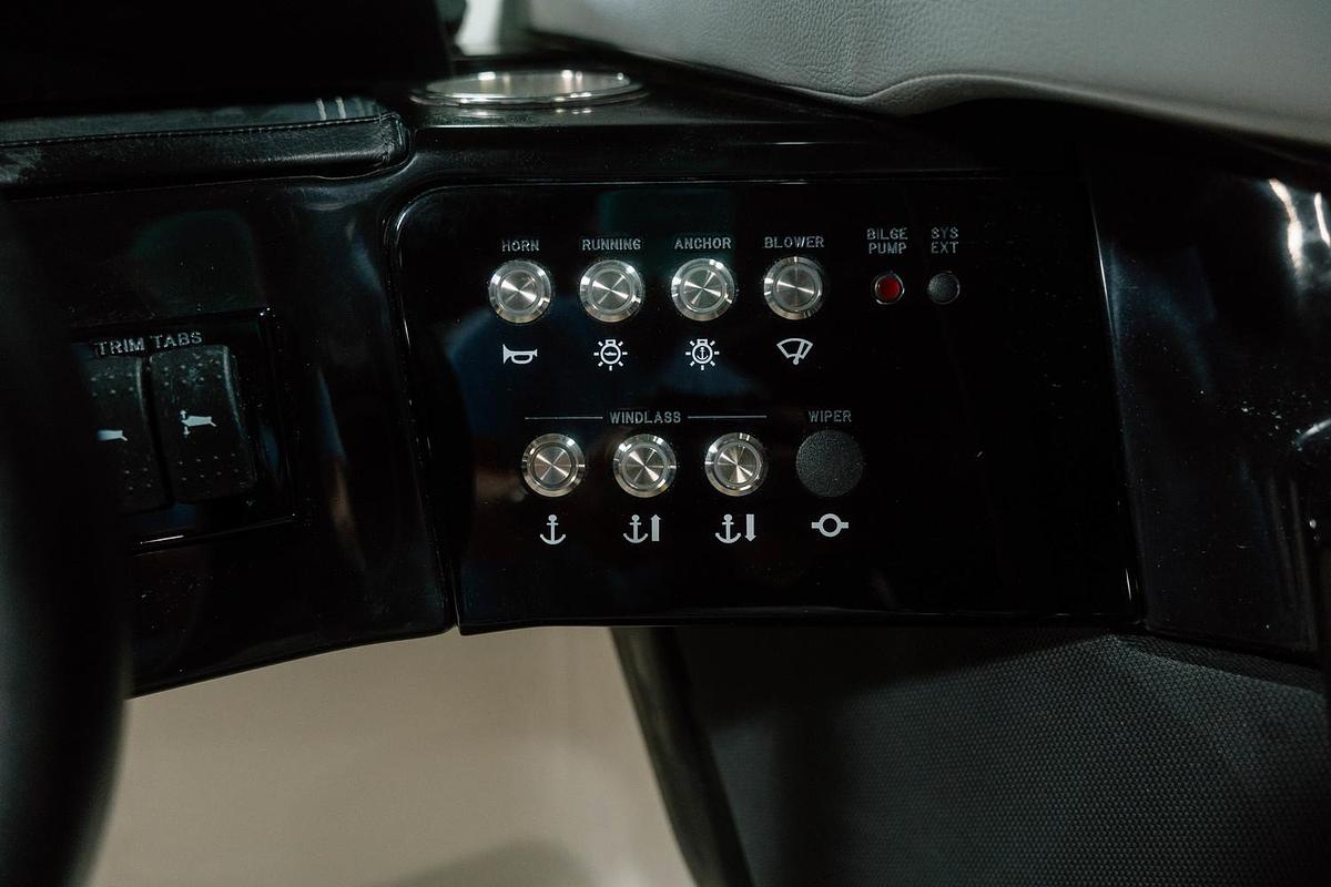 2025 Sea Ray SLX 260 Surf