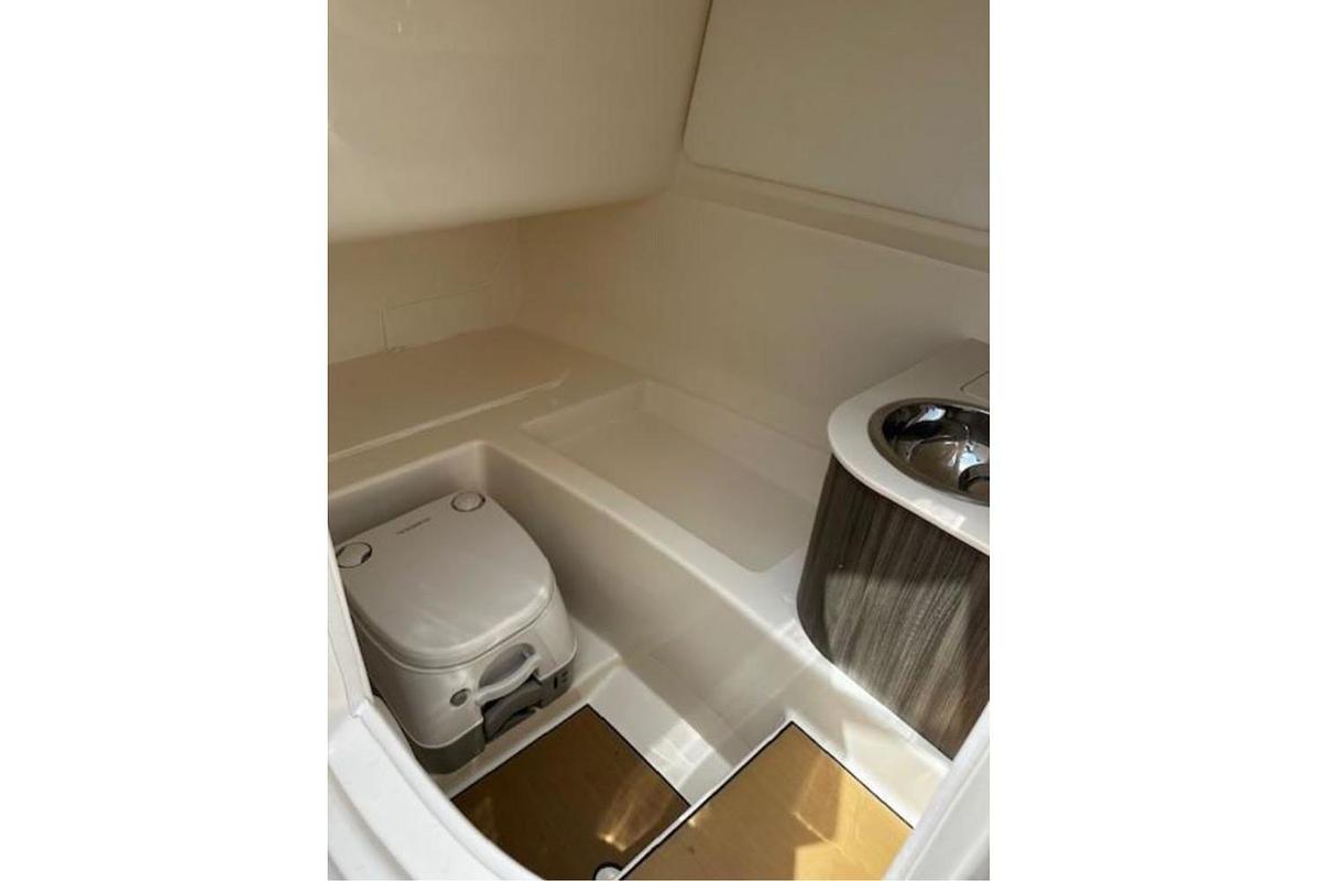 2025 Sea Ray SDX 270 Surf