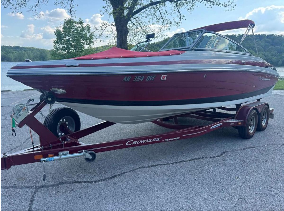 Used 2018 Crownline 225 SS