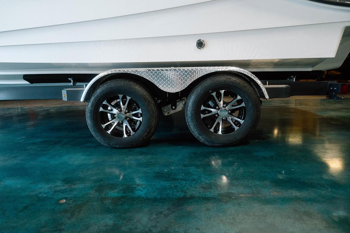 2025 Sea Ray SPX 210 OB