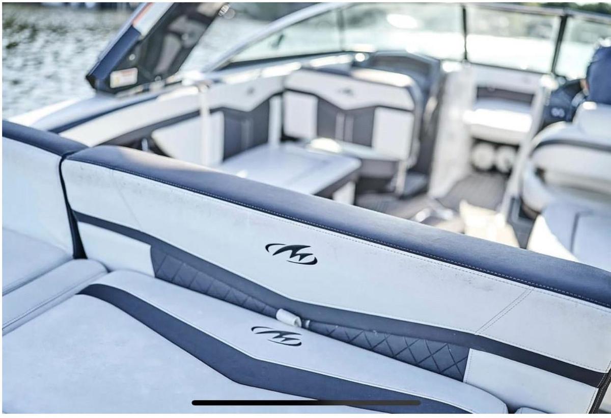 Used 2019 Monterey 278SS