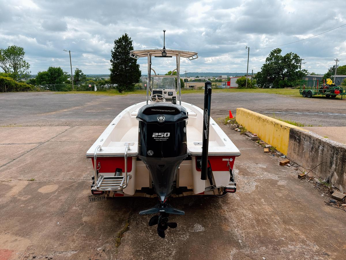 Used 2008 Pathfinder Tournament 2200