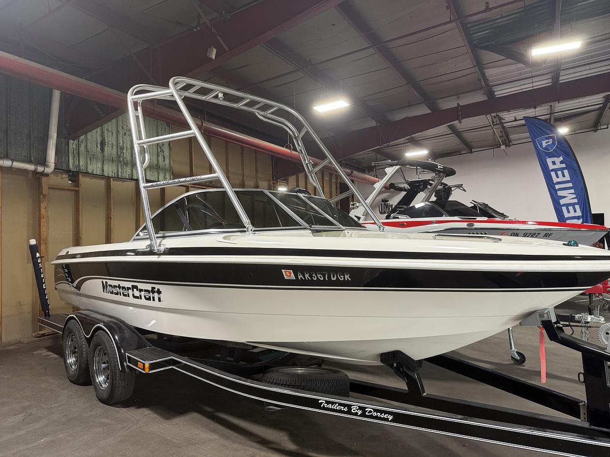 Used 1999 Mastercraft  Prostar 205