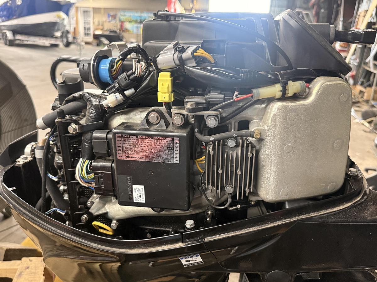 Used 2020 Mercury 25 hp Four Stroke