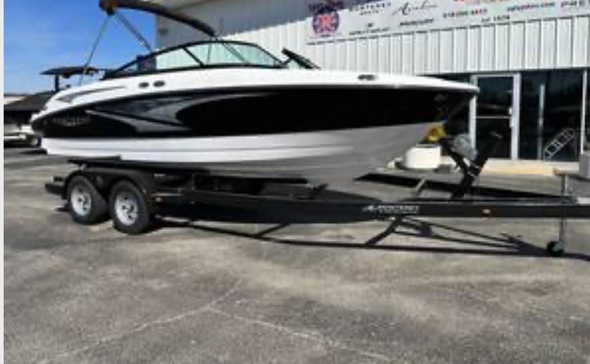 2025 Monterey M Series M-20