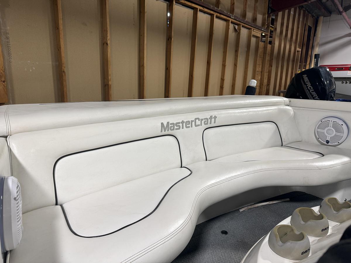 Used 1999 Mastercraft Prostar 205