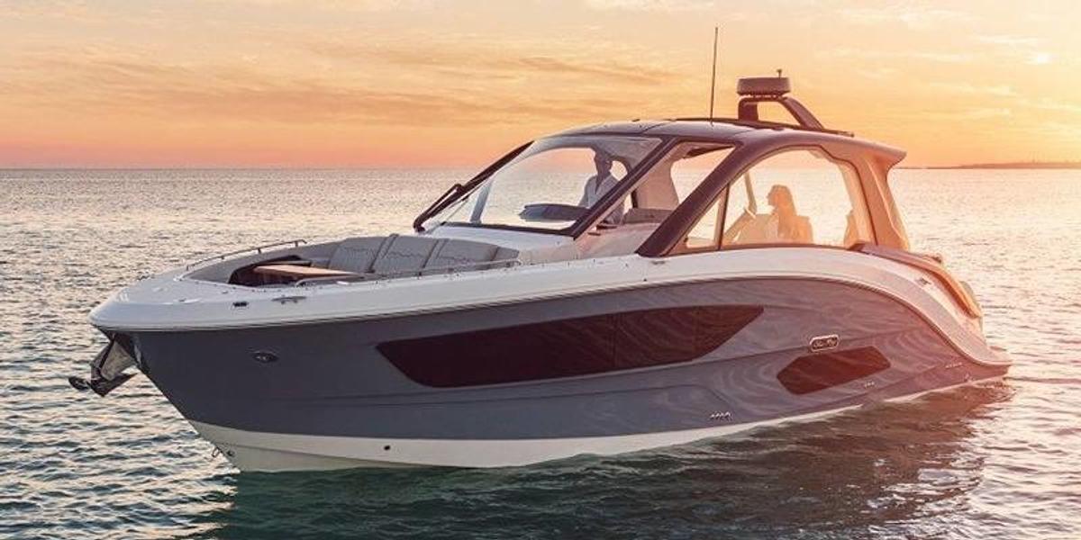 2026 Sea Ray Sundancer 370 OB