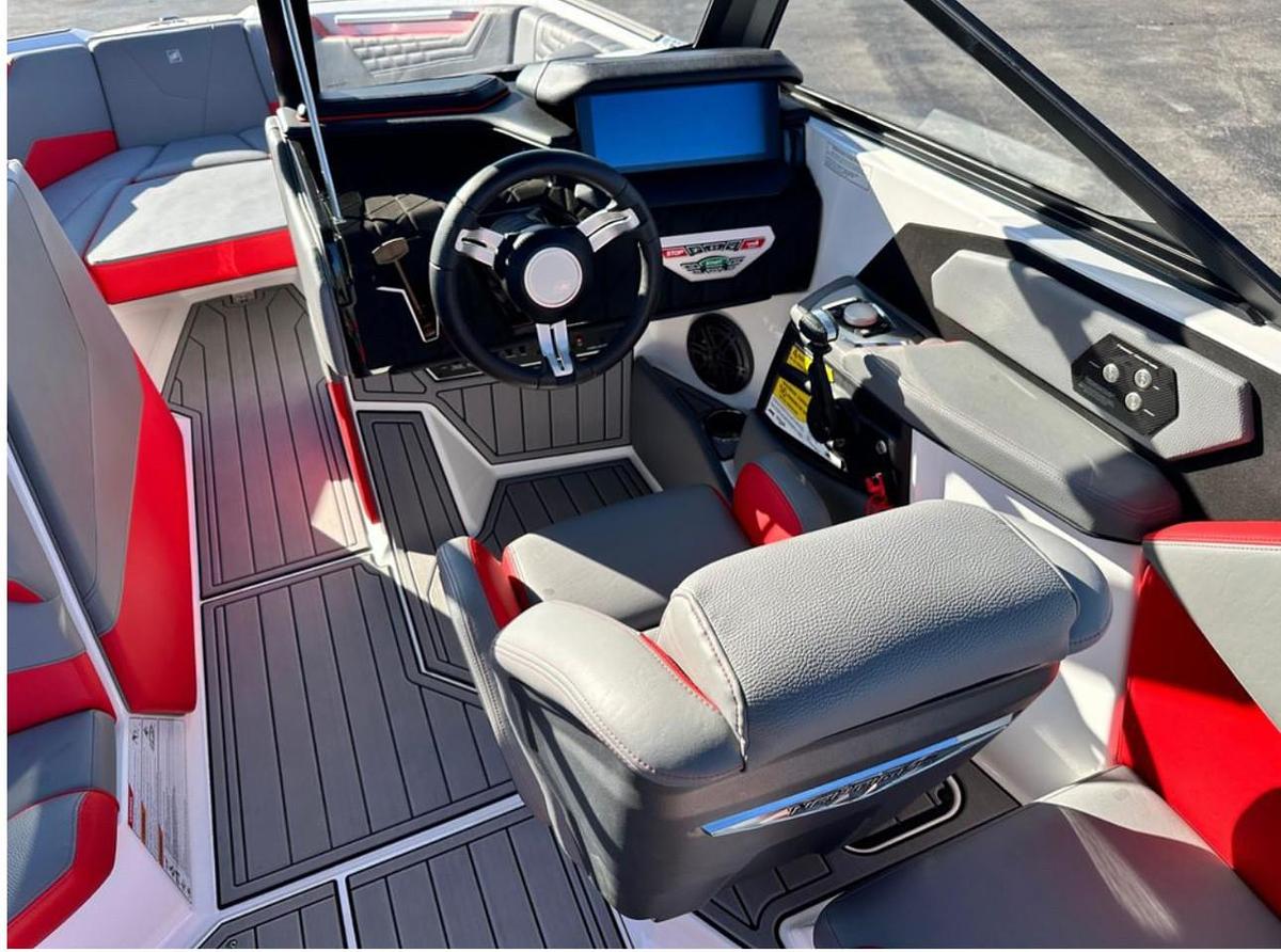 Used 2022 Nautique S23