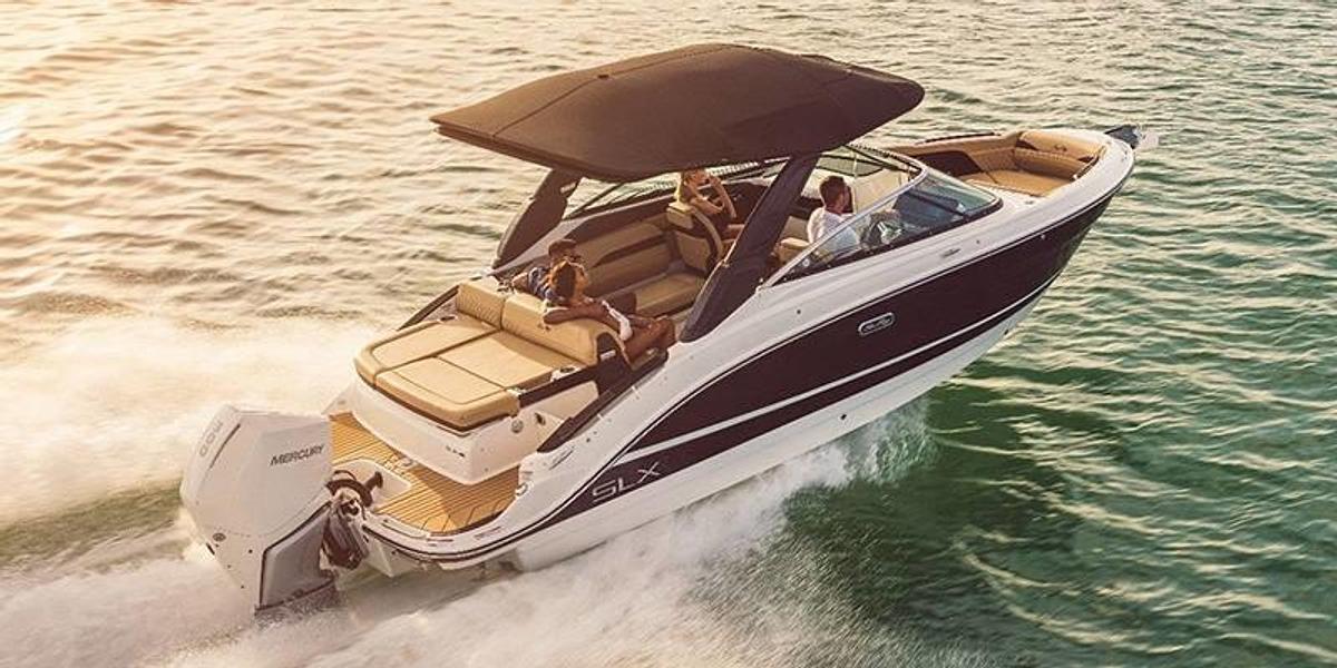 2025 Sea Ray SLX 260 OB