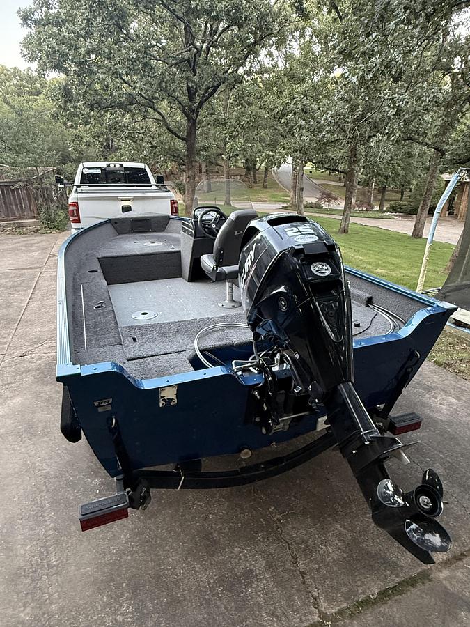 Used Light weight fishing rig!