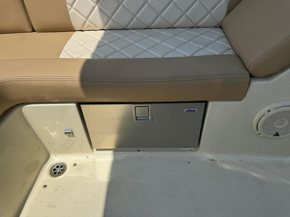 Used 2019 Chris Craft Launch 27