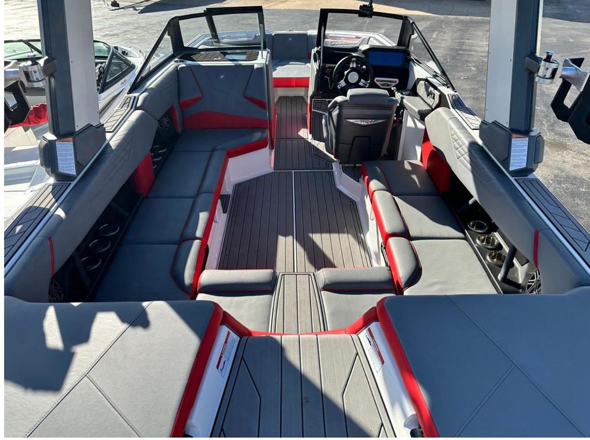 Used 2022 Nautique S23