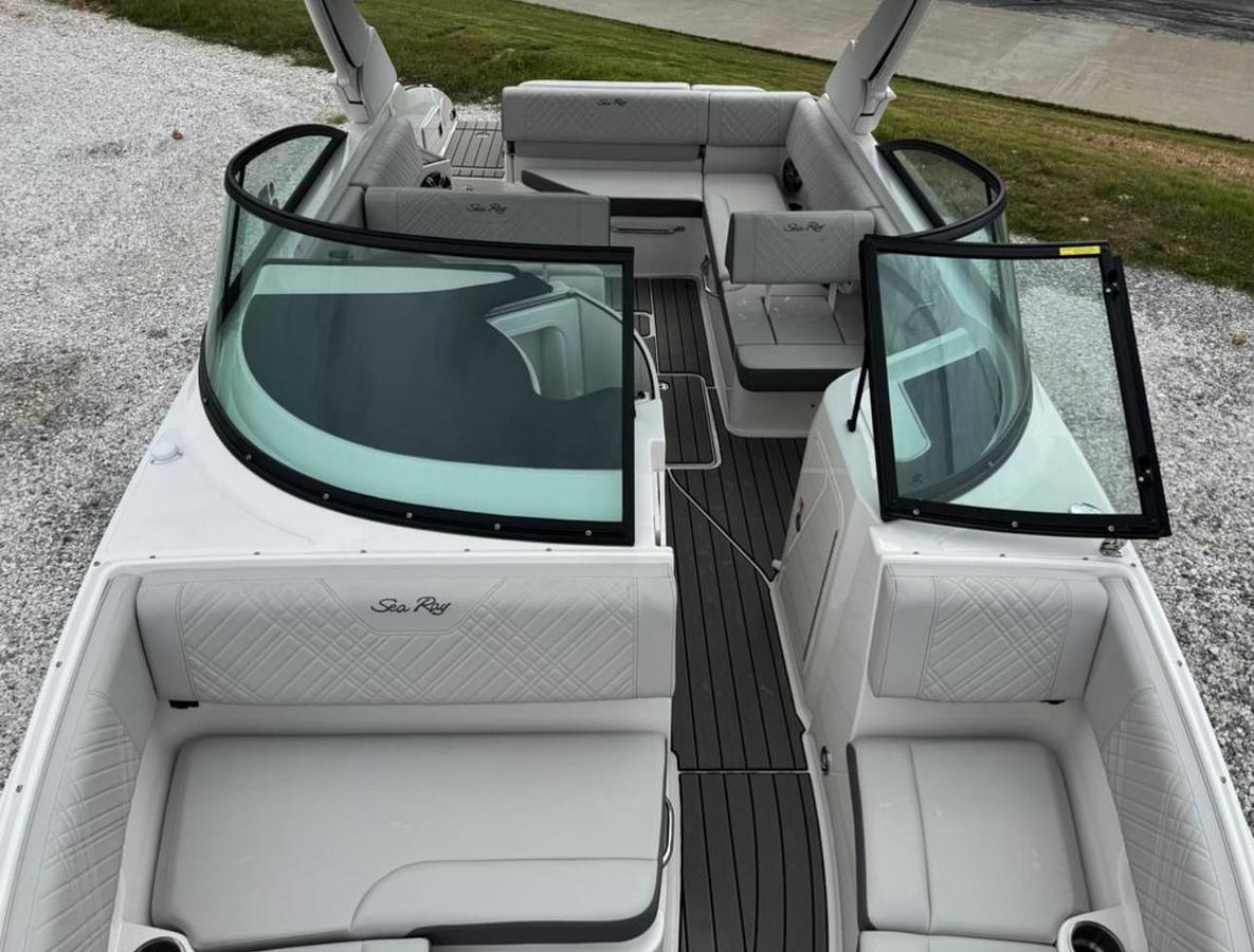 2025 Sea Ray SDX 250 Surf