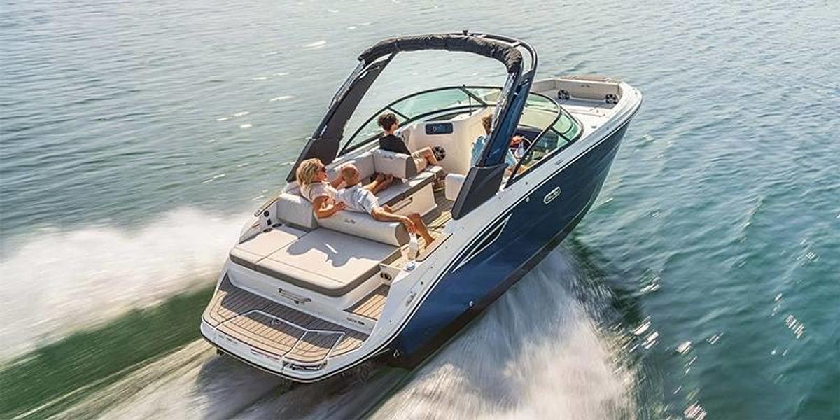2026 Sea Ray SDX 230