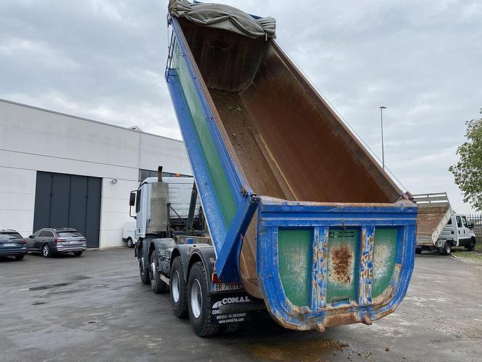 Usato 2001 MERCEDES ACTROS 4143