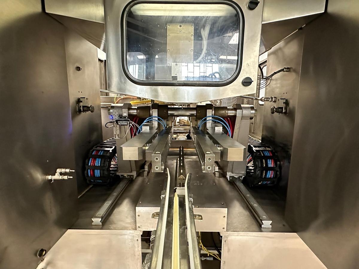 Used Weiler 640 SVP Blow-Fill-Seal Machine