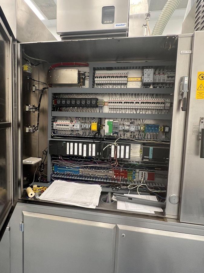 Used Weiler 640 Blow-Fill-Seal Machine