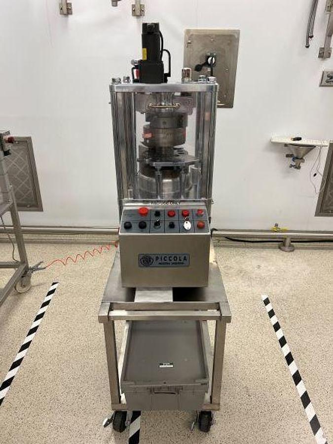 Used Riva Picola R&D Tablet Press