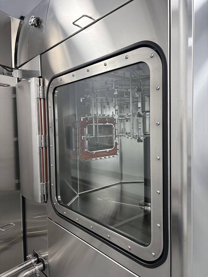 Used Cytiva SA25 Aseptic Filling Workcell