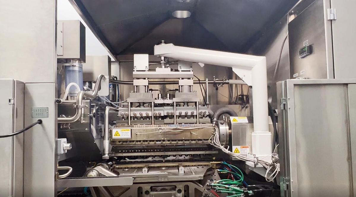 Used Weiler 640 LVP Blow-Fill-Seal Machine