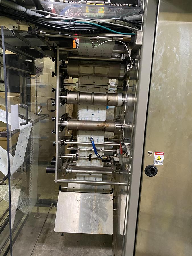 Used Wrapade Model V-612 Vertical Custom Pouch Packaging Machine