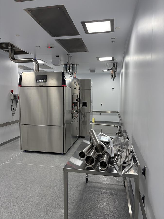 Used Cytiva SA25 Aseptic Filling Workcell