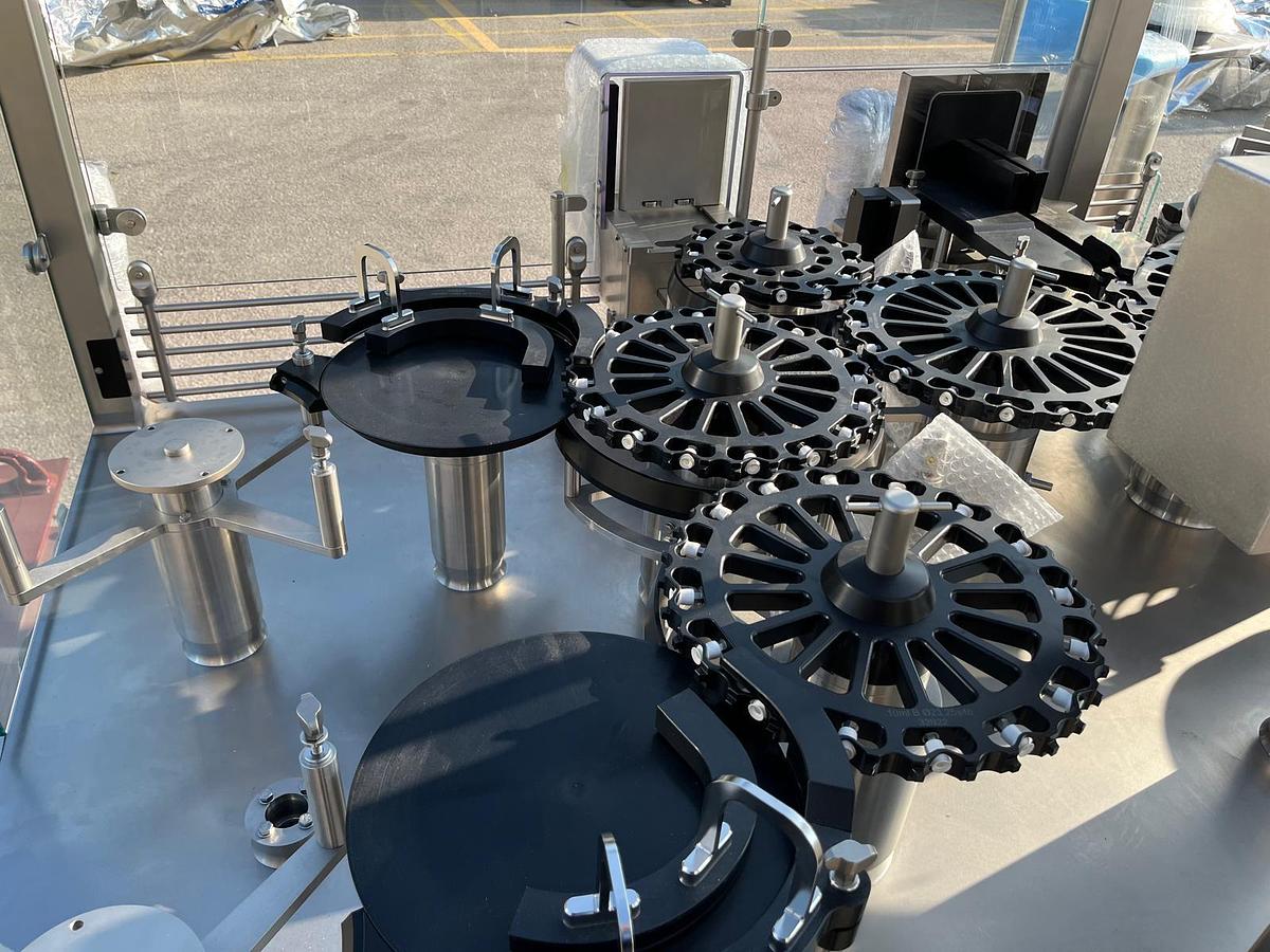 Used Bausch & Stroebel Filling-Stoppering-Trayloading Vial Line - up to 400/min