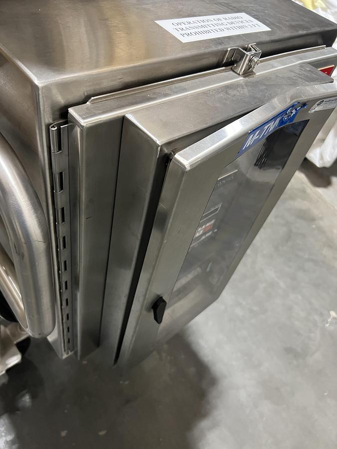 Used DCI 100L Jacketed Mobile Mixing Tank