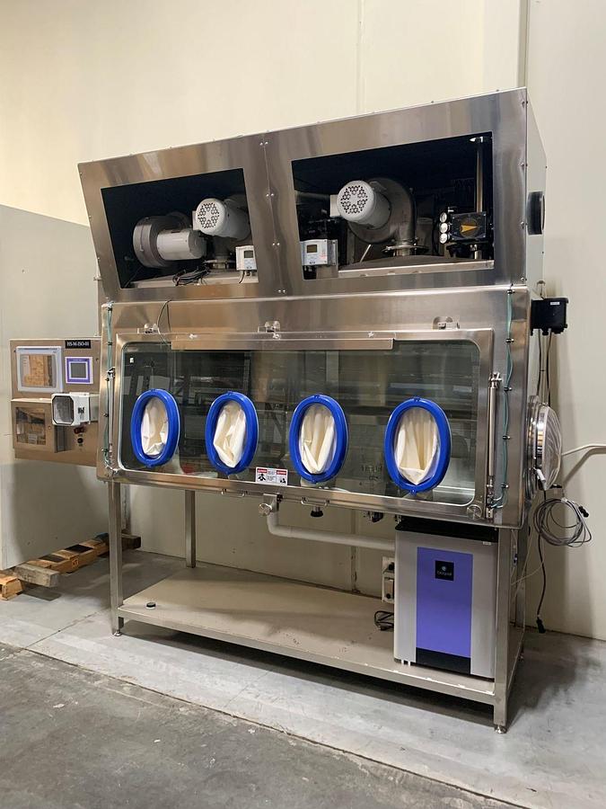 Used Walker Aseptic Isolator