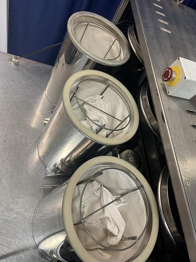 Used MG2 Futura Capsule Filling Machine for Powders & Beads