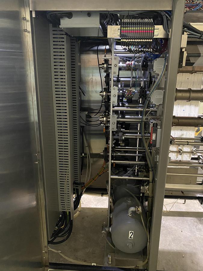 Used Wrapade Model V-612 Vertical Custom Pouch Packaging Machine