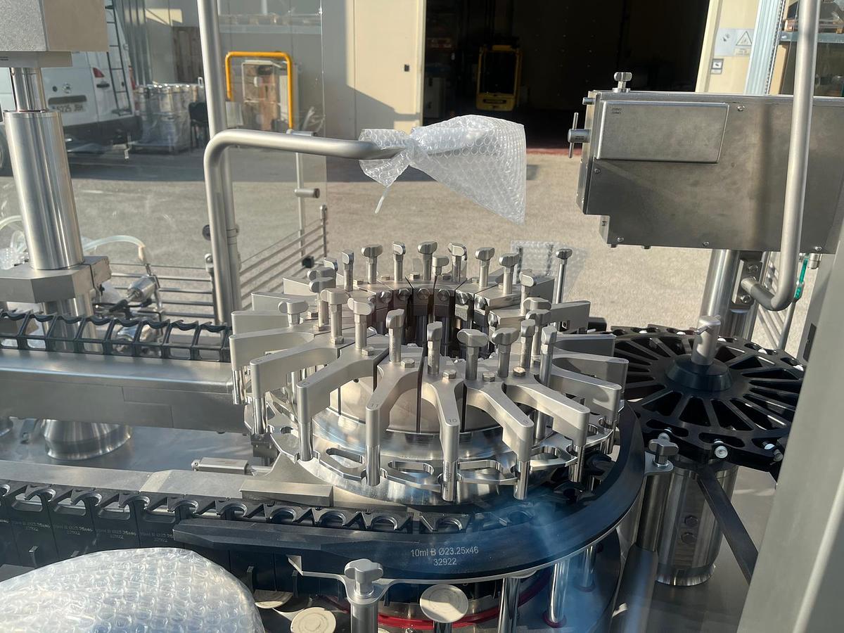 Used Bausch & Stroebel Filling-Stoppering-Trayloading Vial Line - up to 400/min
