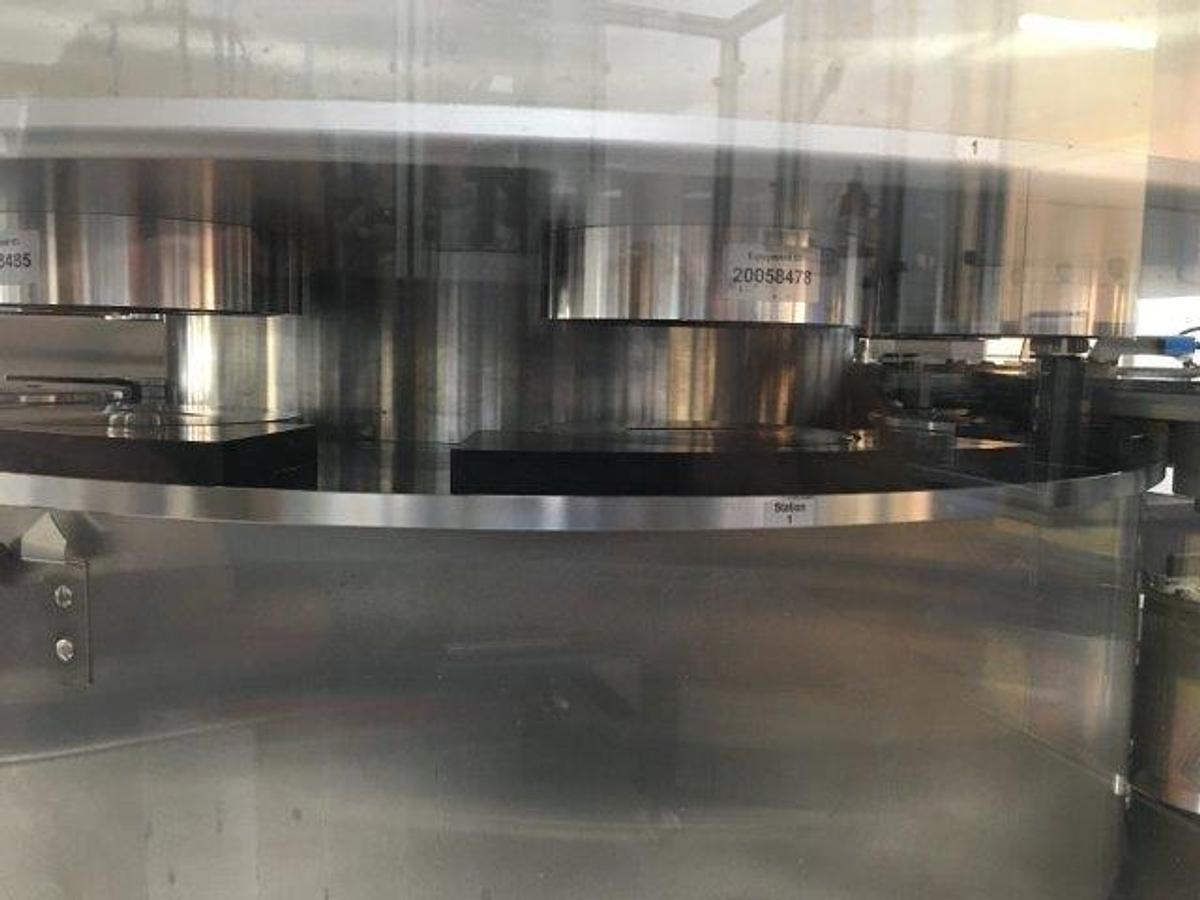 Used Wilco R8 Leak Detector