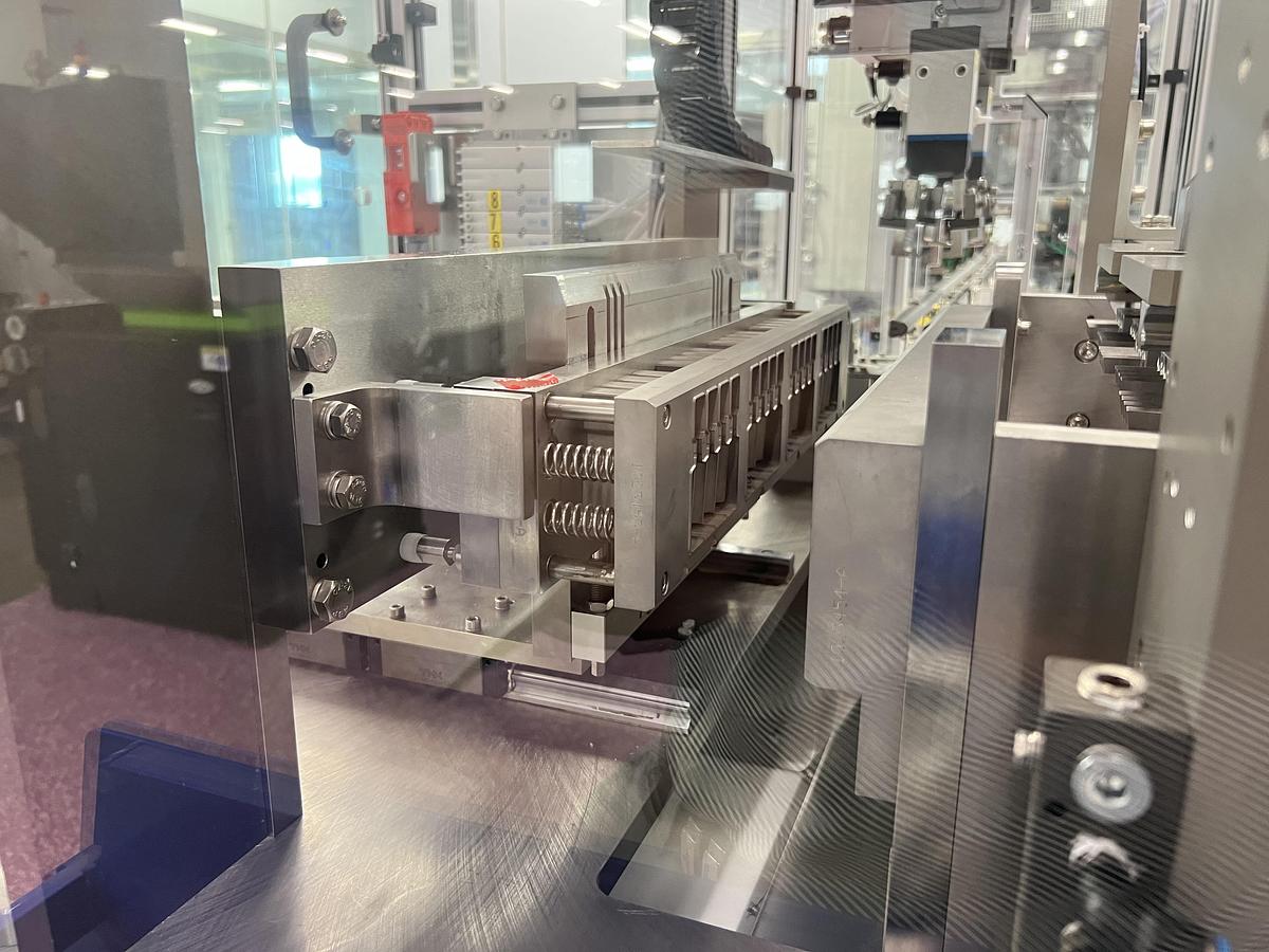 Used Weiler 624 Blow-Fill-Seal Machine