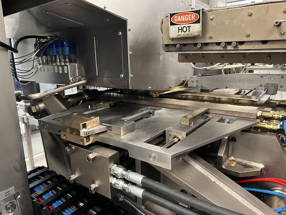 Used Weiler 640 SVP Blow-Fill-Seal Machine