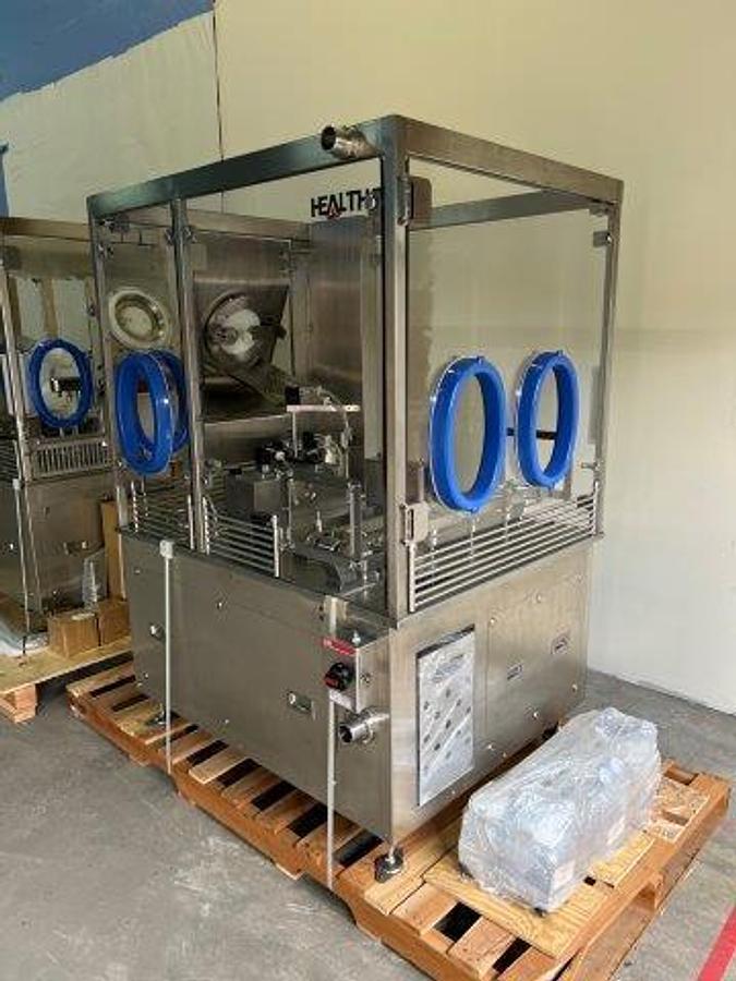 Used Unused AST GENiSYS R20 Multi-Format Aseptic Filling & Closing System