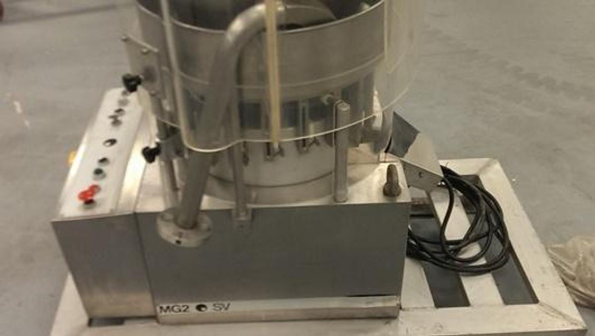 Used MG2 Capsule Filling Pre-Selecting Machine
